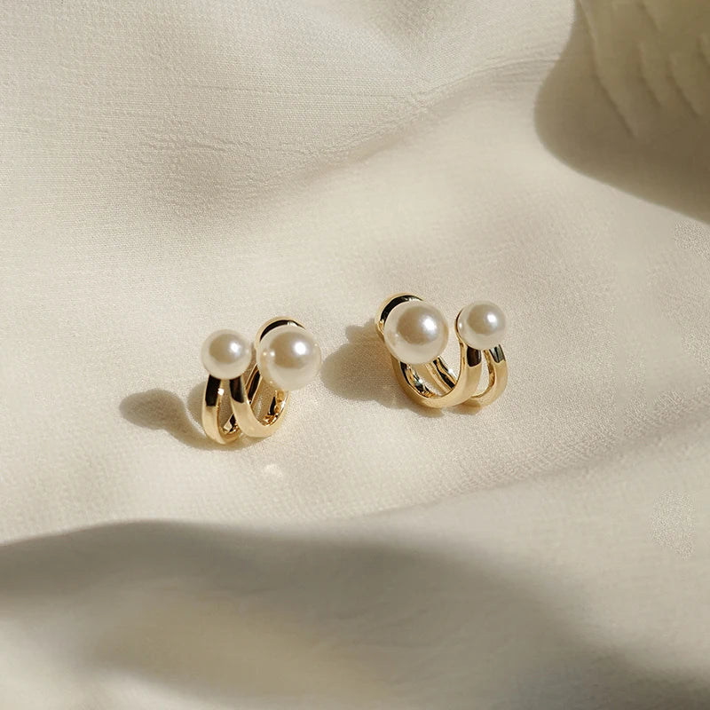 "2025 Retro Luxury Pearl Stud Earrings"