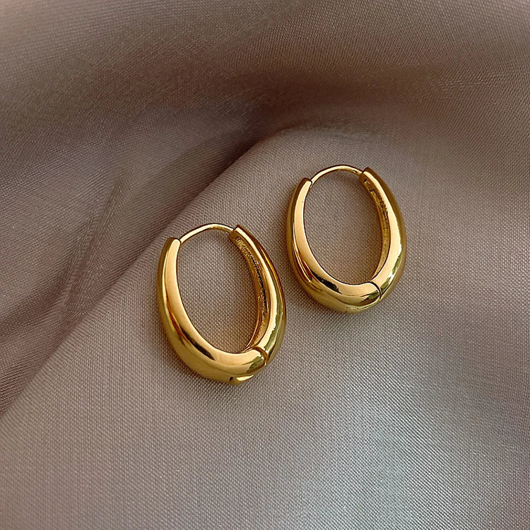 "2025 Classic Copper Alloy Smooth Hoop Earrings"