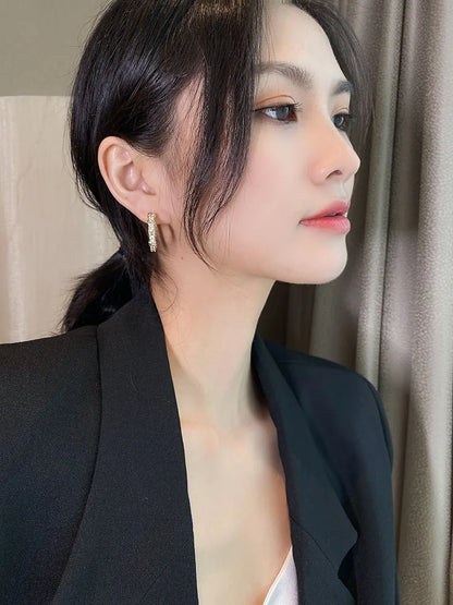 "2025 Korean Fashion Simple Zircon Metal Hoop Earrings"