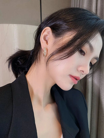 "2025 Korean Fashion Simple Zircon Metal Hoop Earrings"