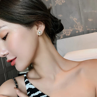 "2020 Geometric Whirlpool Pearl Earrings"