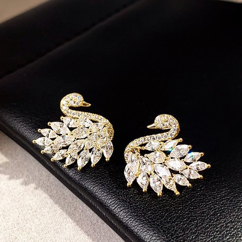 "2024 Classic Design Black Zircon Swan Shaped Earrings"
