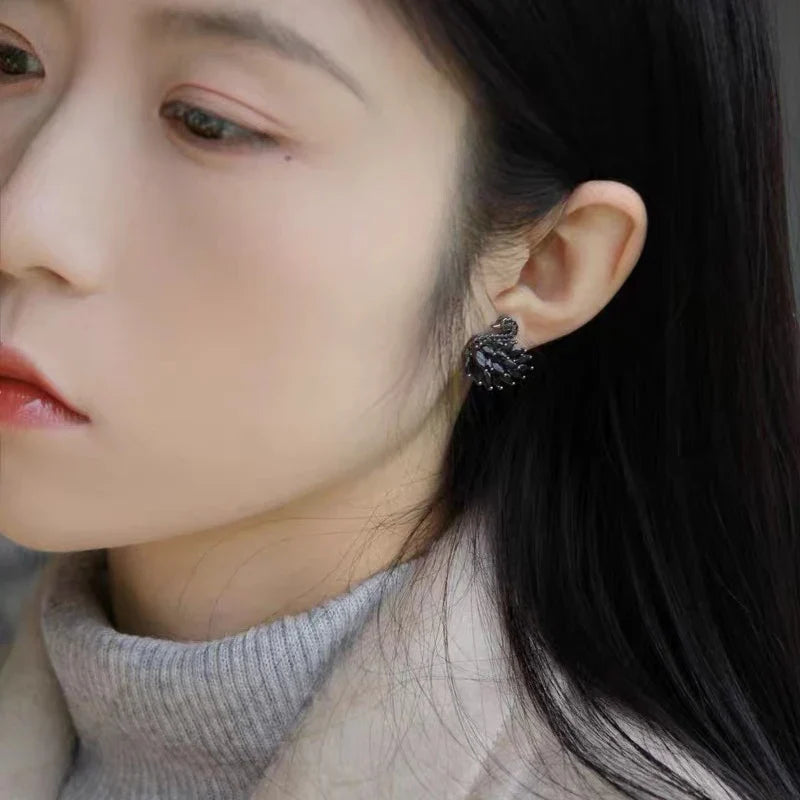 "2024 Classic Design Black Zircon Swan Shaped Earrings"