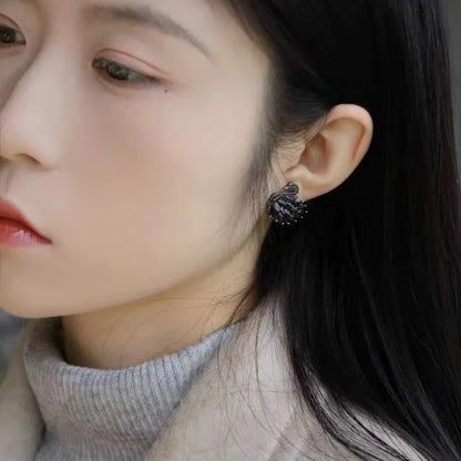 "2024 Classic Design Black Zircon Swan Shaped Earrings"