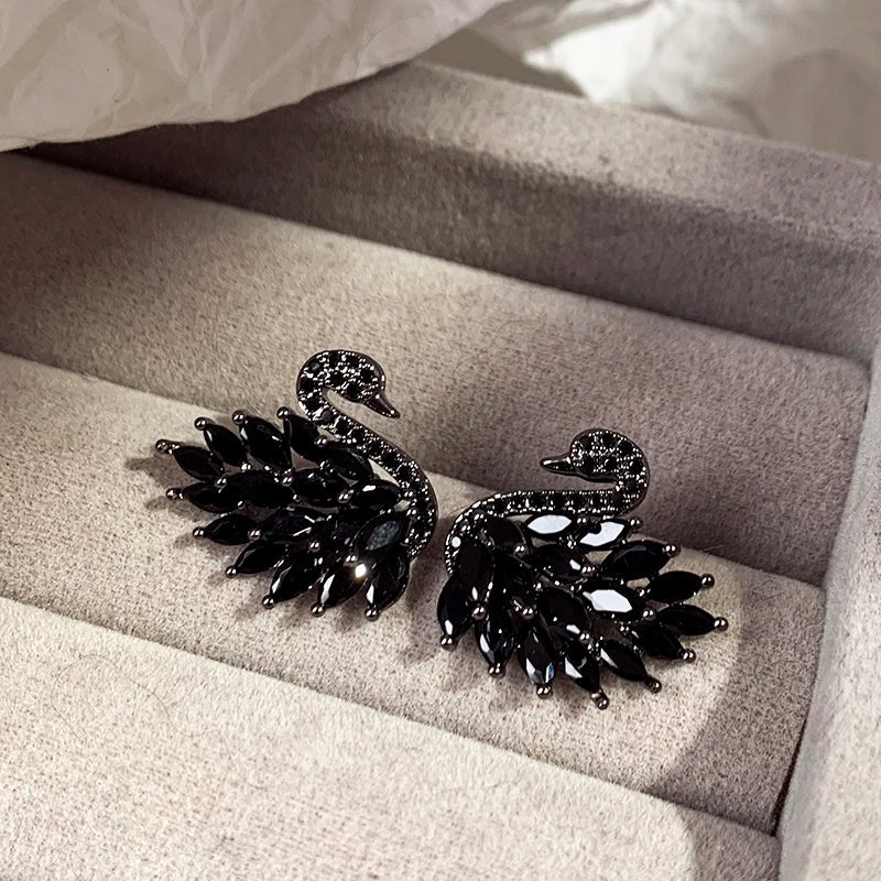 "2024 Classic Design Black Zircon Swan Shaped Earrings"