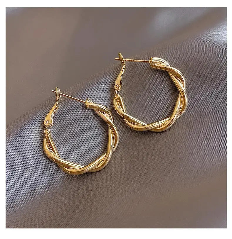 "2025 Classic Copper Alloy Smooth Hoop Earrings"