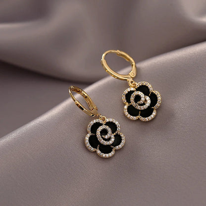 "Design Sense Black Camellia Pendant Flower Earrings 2025"