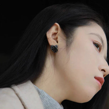 "2024 Classic Design Black Zircon Swan Shaped Earrings"