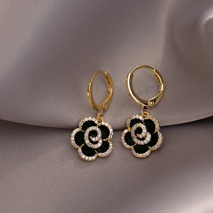 "Design Sense Black Camellia Pendant Flower Earrings 2025"