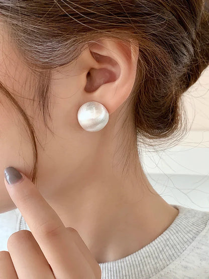 "2025 Luxurious Simple Brushed Frosted Metal Semicircle Earrings"