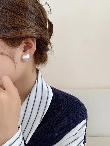 "2025 Luxurious Simple Brushed Frosted Metal Semicircle Earrings"