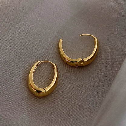 "2025 Classic Copper Alloy Smooth Hoop Earrings"