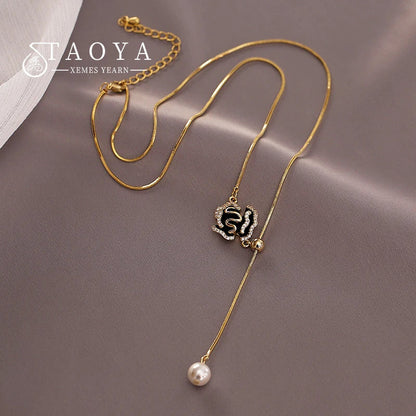 "Design Sense Black Camellia Pendant Flower Earrings 2025"