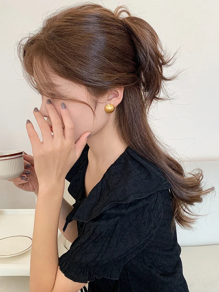 "2025 Luxurious Simple Brushed Frosted Metal Semicircle Earrings"