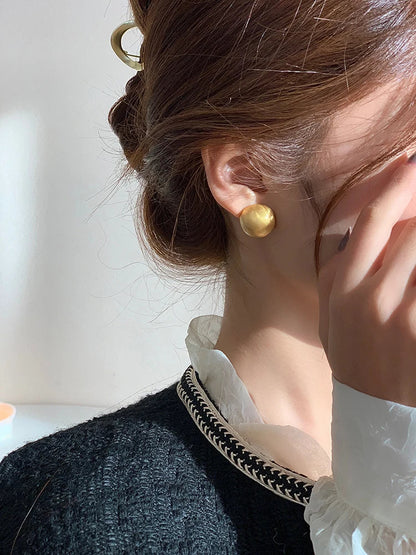 "2025 Luxurious Simple Brushed Frosted Metal Semicircle Earrings"