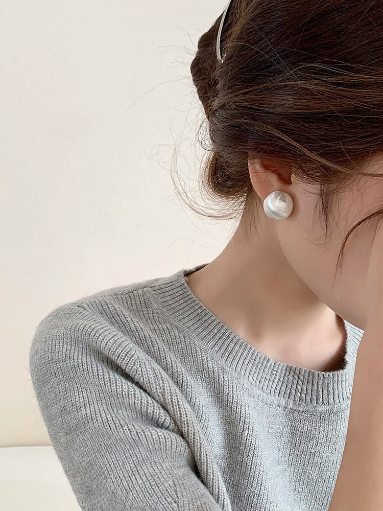 "2025 Luxurious Simple Brushed Frosted Metal Semicircle Earrings"