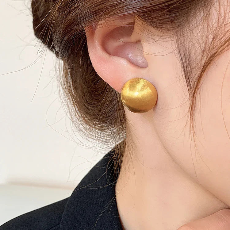 "2025 Luxurious Simple Brushed Frosted Metal Semicircle Earrings"