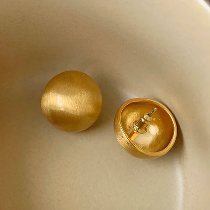 "2025 Luxurious Simple Brushed Frosted Metal Semicircle Earrings"